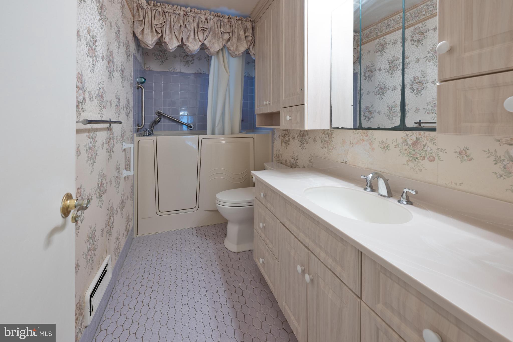 19 Orchid Lane Cherry Hill, NJ 08002 - Photo 15 of 24