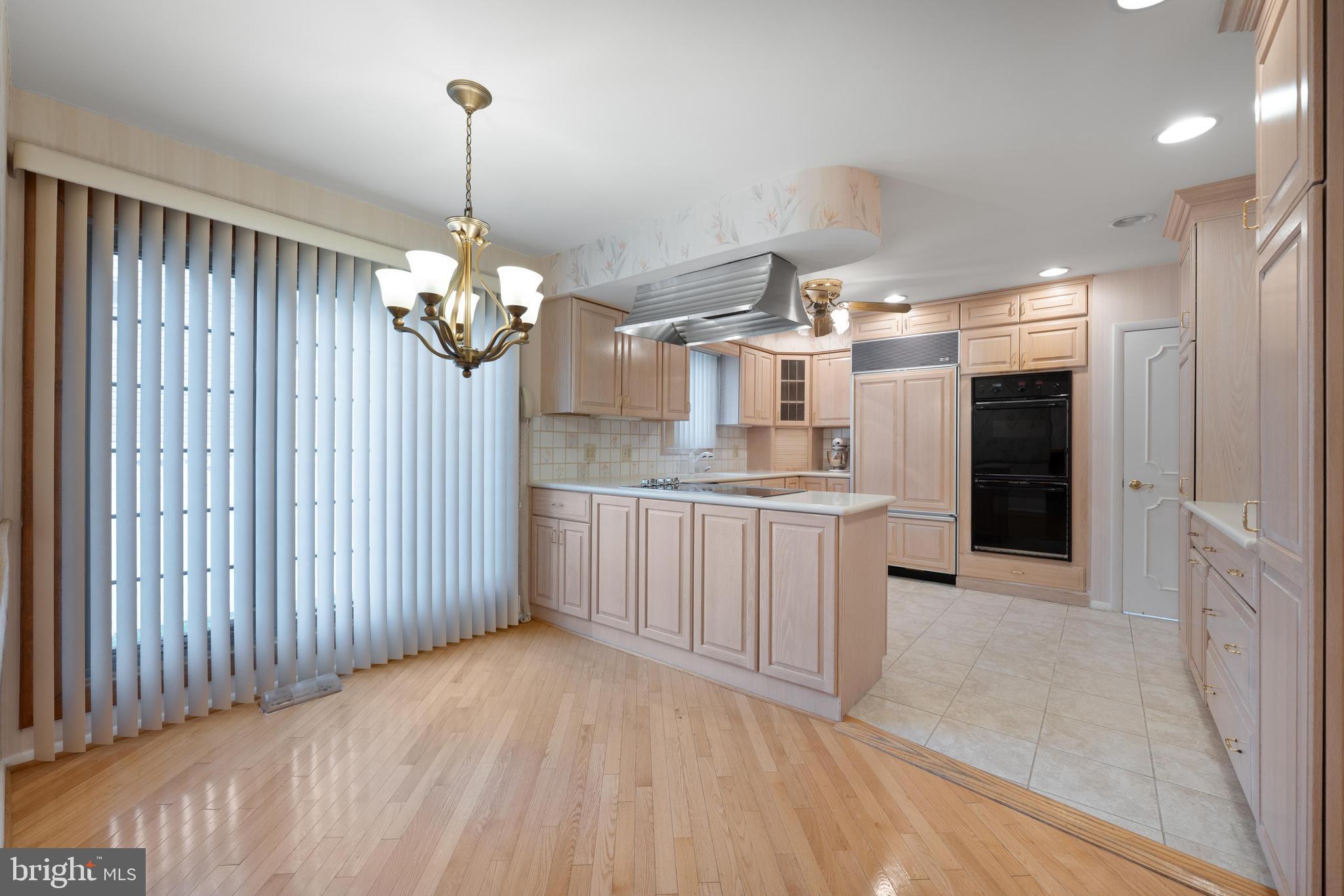 19 Orchid Lane Cherry Hill, NJ 08002 - Photo 8 of 24