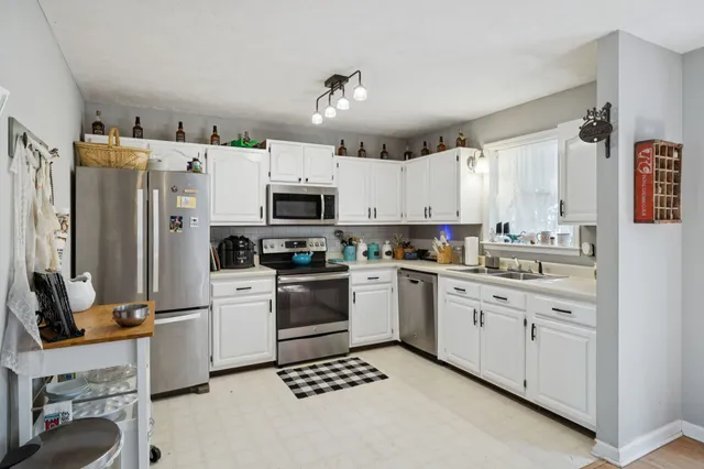 $330,000 | 243 Troy Lane, Hohenwald, TN 38462