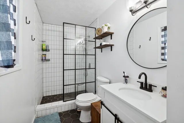 $330,000 | 243 Troy Lane, Hohenwald, TN 38462