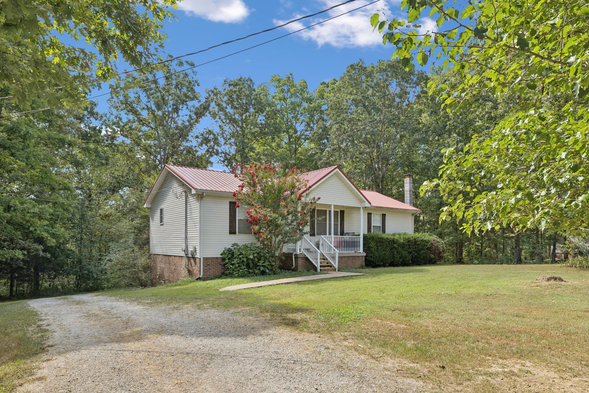 243 Troy Lane Hohenwald, TN 38462 - Photo 4 of 39