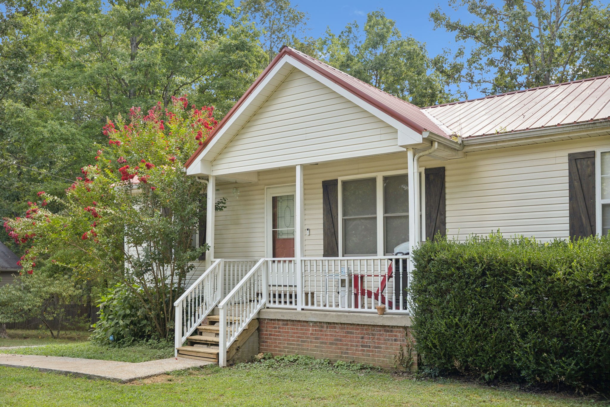 243 Troy Lane Hohenwald, TN 38462 - Photo 7 of 39