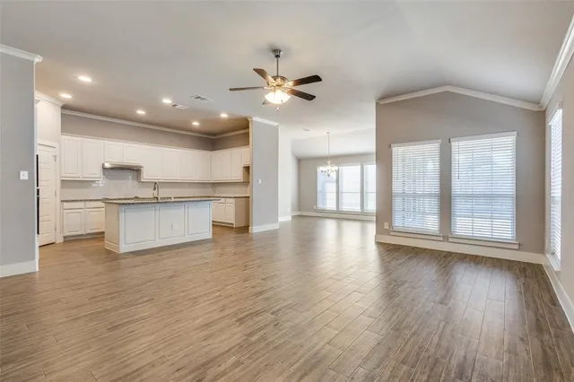 $2,700 | 4524 West Lake Highlands Drive, The Colony, TX 75056