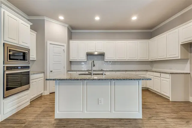 $2,700 | 4524 West Lake Highlands Drive, The Colony, TX 75056