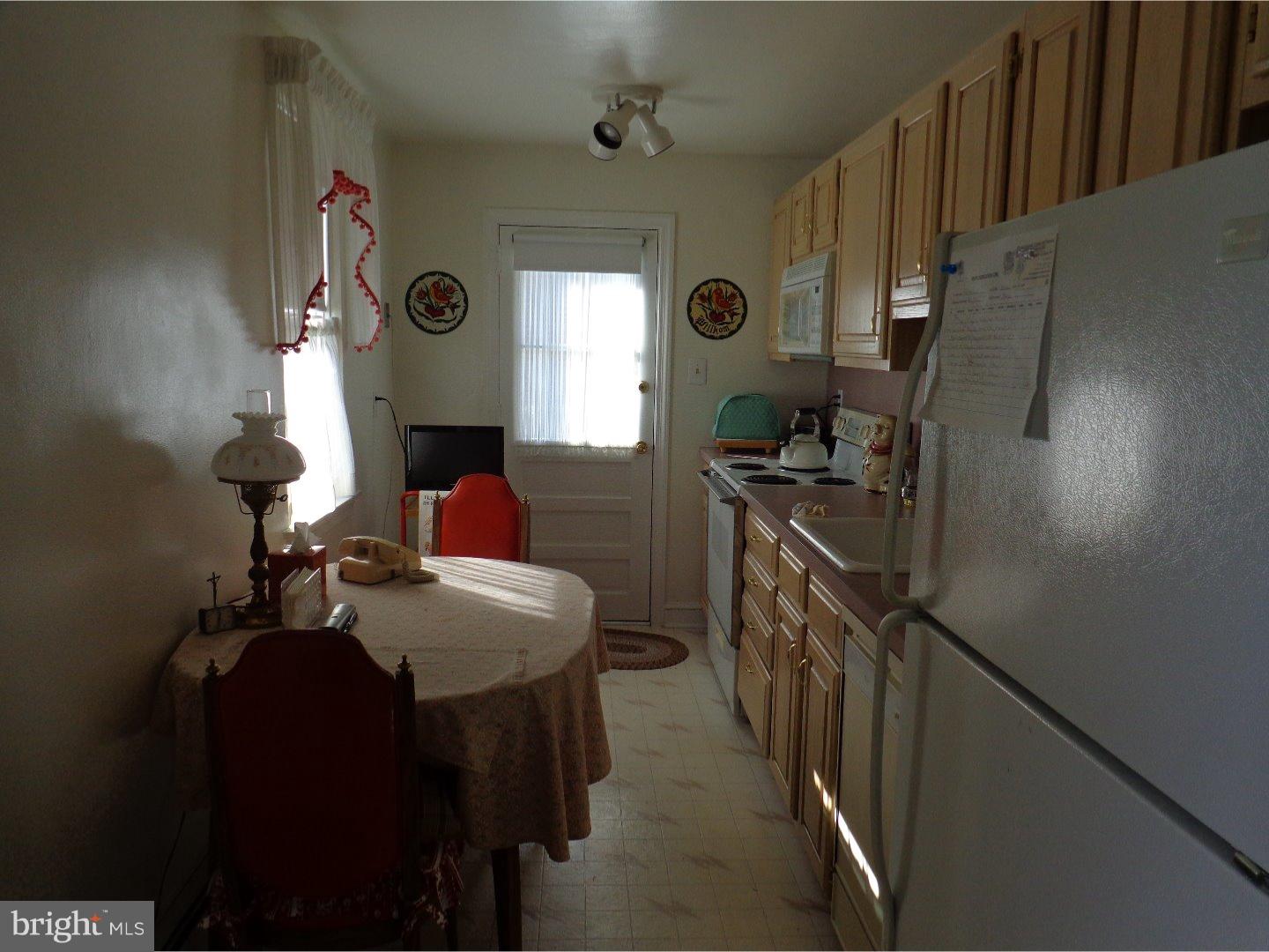 32 Ann Road Broomall, PA 19008 - Photo 4 of 9 Gallery Image 4