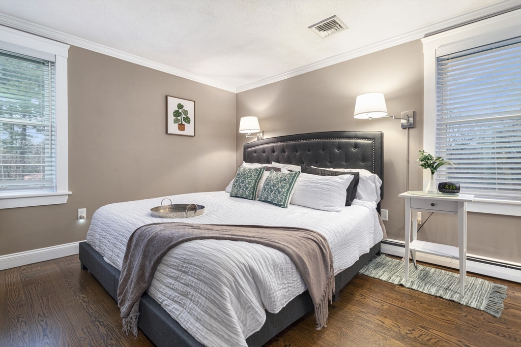 17 Collins Road Wakefield, MA 01880 - Photo 12 of 37