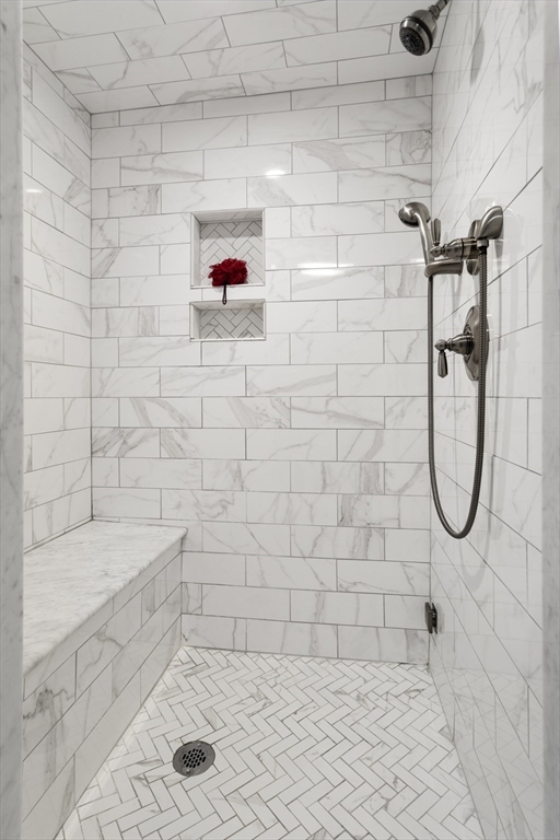 17 Collins Road Wakefield, MA 01880 - Photo 15 of 37