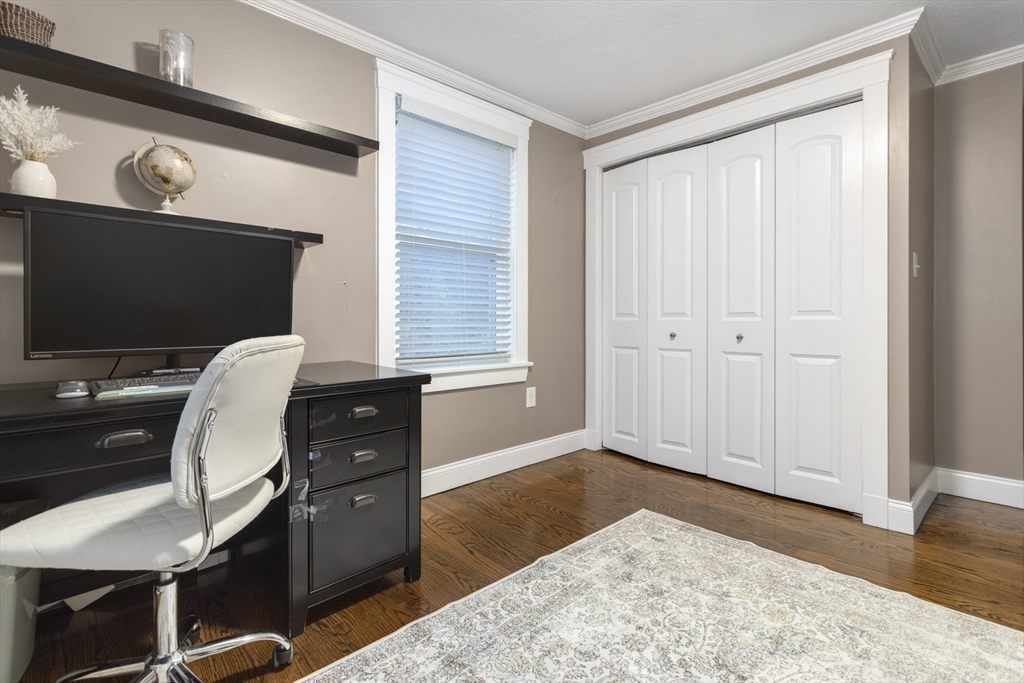 17 Collins Road Wakefield, MA 01880 - Photo 16 of 37