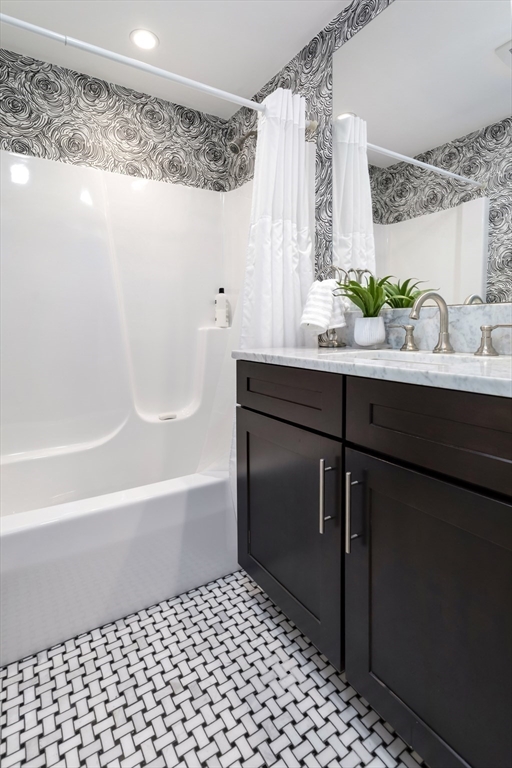 17 Collins Road Wakefield, MA 01880 - Photo 19 of 37