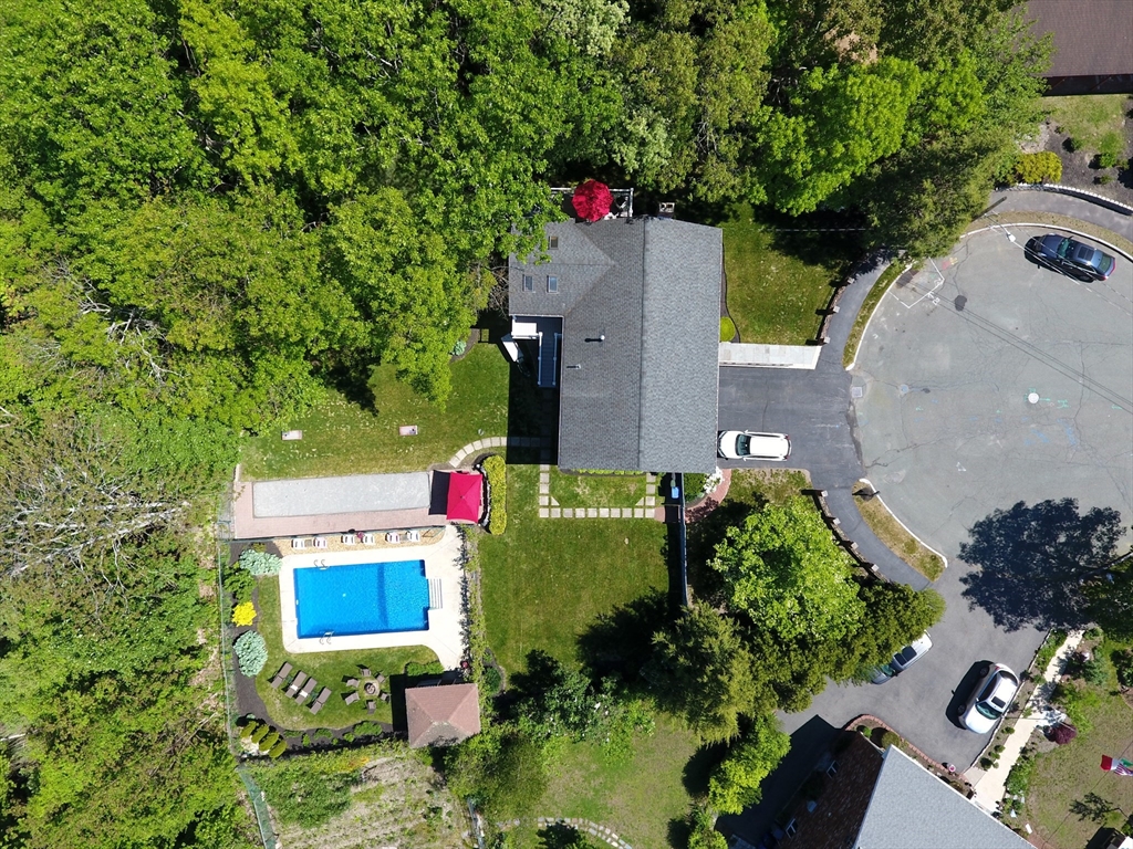 17 Collins Road Wakefield, MA 01880 - Photo 2 of 37