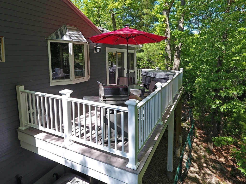 17 Collins Road Wakefield, MA 01880 - Photo 28 of 37