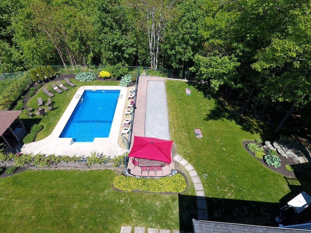 17 Collins Road Wakefield, MA 01880 - Photo 31 of 37