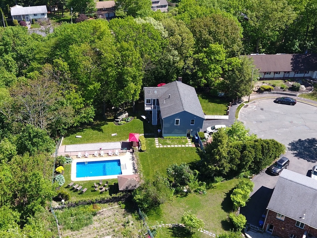 17 Collins Road Wakefield, MA 01880 - Photo 35 of 37