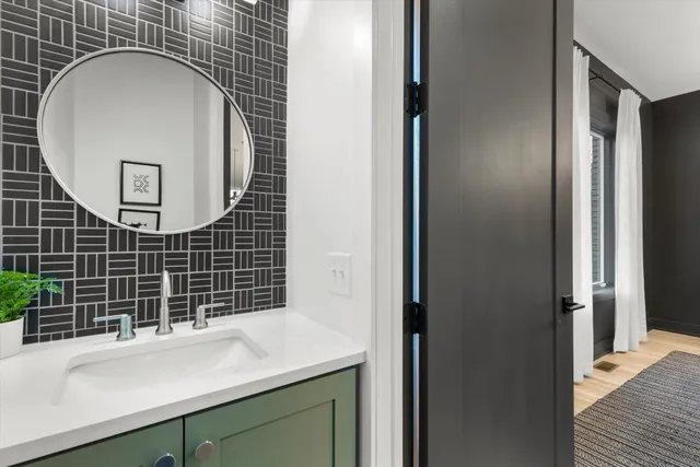 $1,800,000 | 1203 6th Avenue North, Nashville, TN 37208