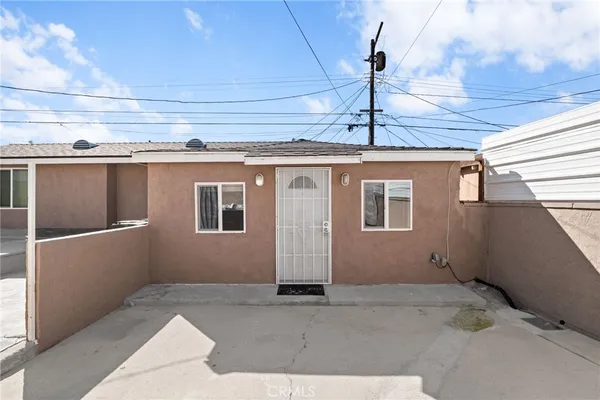 $949,999 | 2046 West 112th Street, Los Angeles, CA 90047