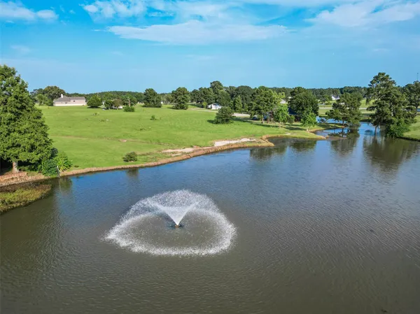 $299,000 | 42 Candlestick Drive, Trinity, TX 75862