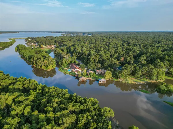 $299,000 | 42 Candlestick Drive, Trinity, TX 75862