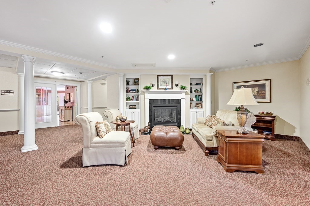 7 Crescent Way, Unit 209 Sturbridge, MA 01518 - Photo 15 of 32