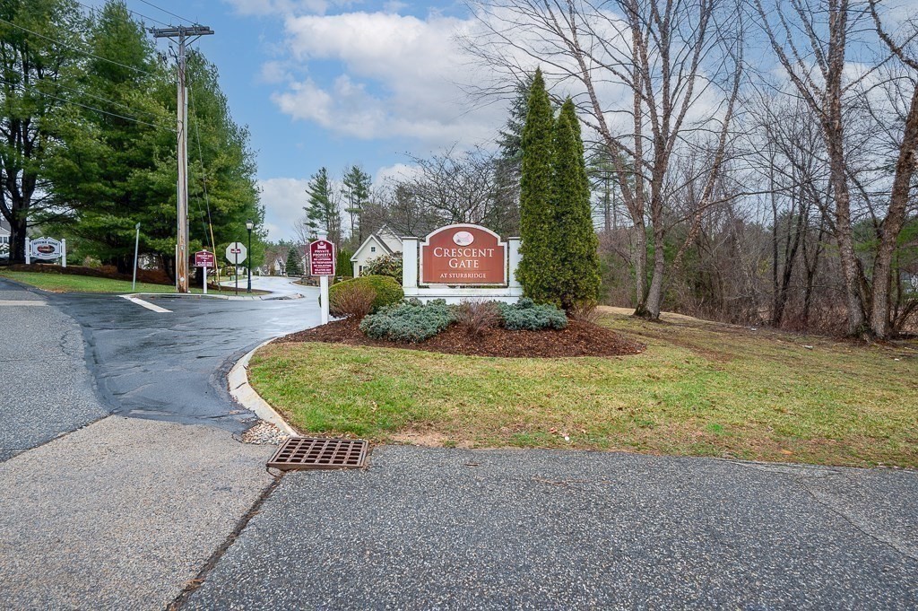 7 Crescent Way, Unit 209 Sturbridge, MA 01518 - Photo 31 of 32