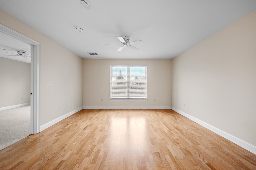 7 Crescent Way, Unit 209 Sturbridge, MA 01518 - Photo 7 of 32