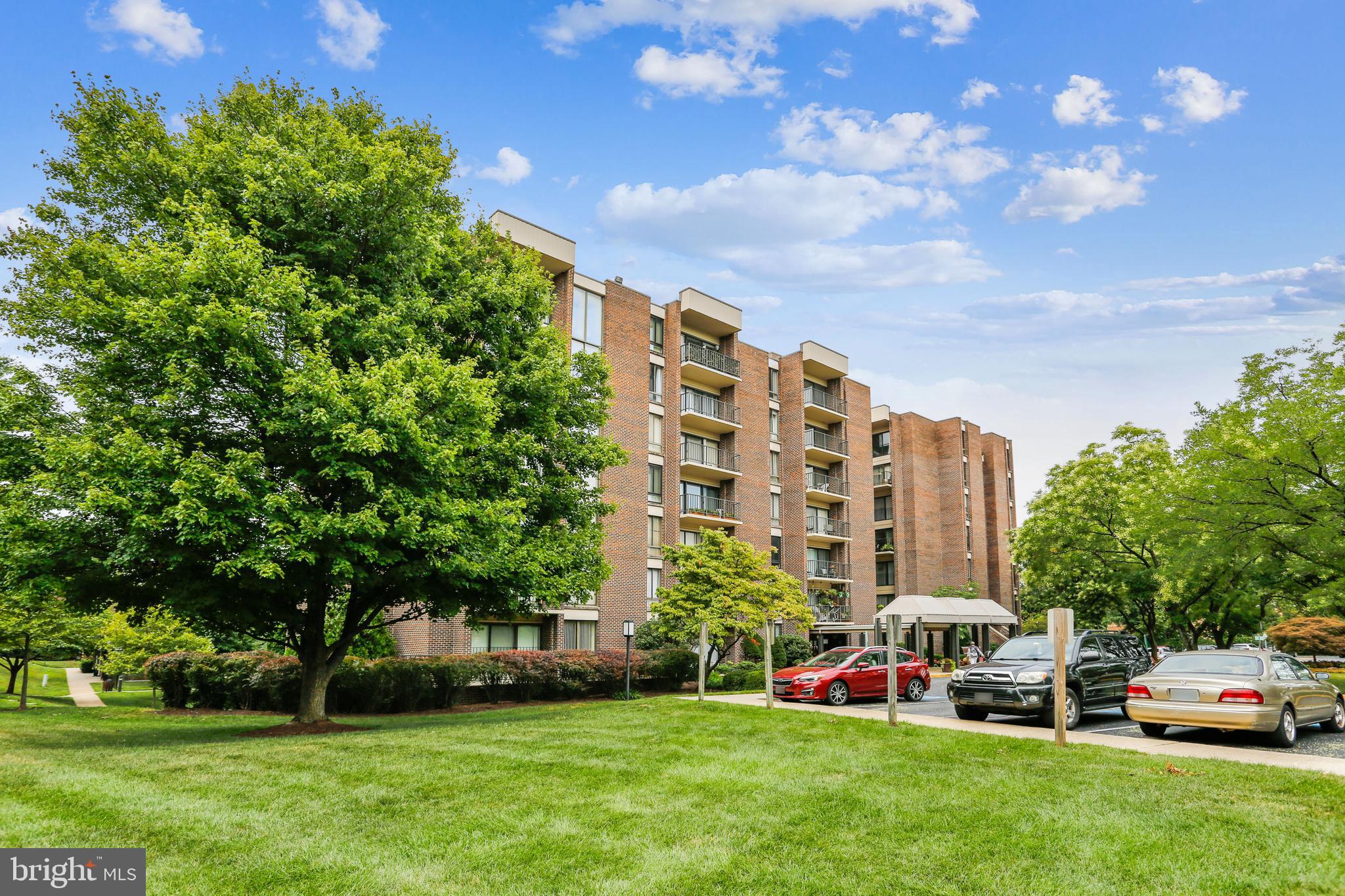 9900 Georgia Avenue, Unit 27509 Silver Spring, MD 20902 - Photo 27 of 47 Americana Finnmark Exterior