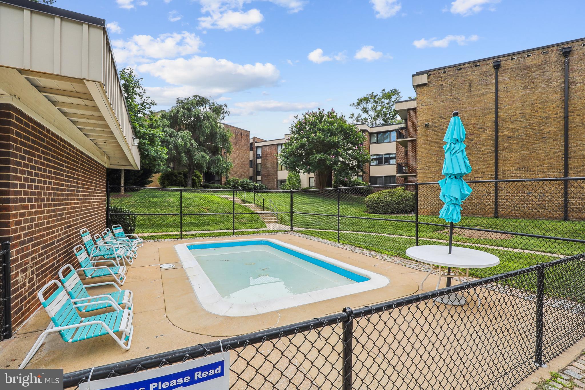 9900 Georgia Avenue, Unit 27509 Silver Spring, MD 20902 - Photo 32 of 47 Community Pool