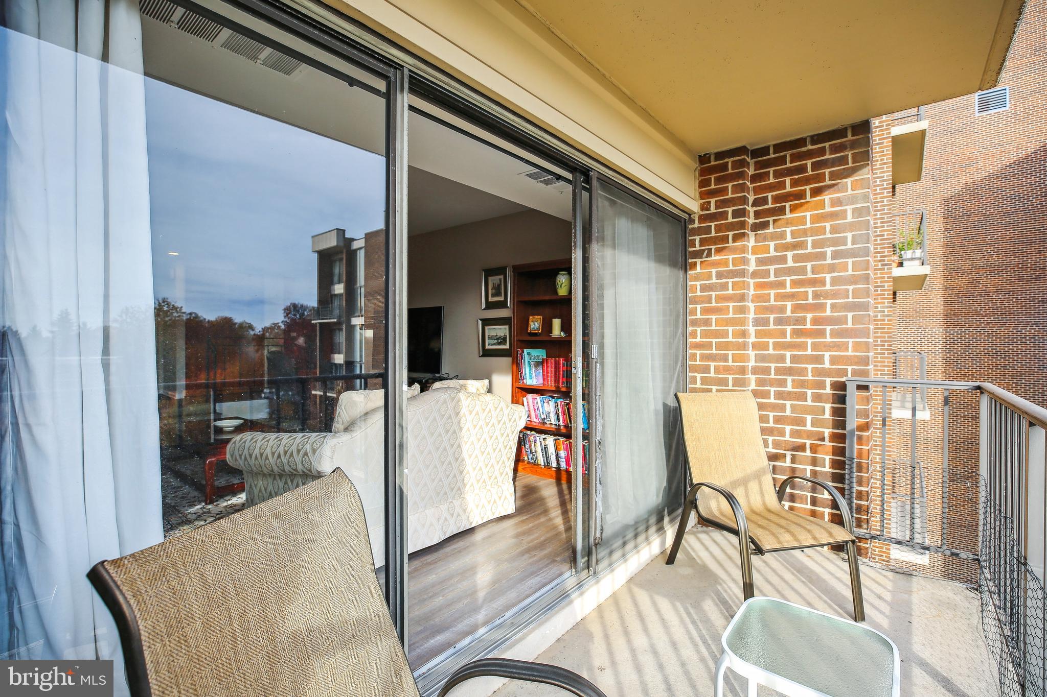 9900 Georgia Avenue, Unit 27509 Silver Spring, MD 20902 - Photo 8 of 47 Balcony