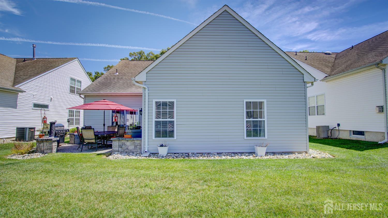 13 High Street Helmetta, NJ 08828 - Photo 30 of 42