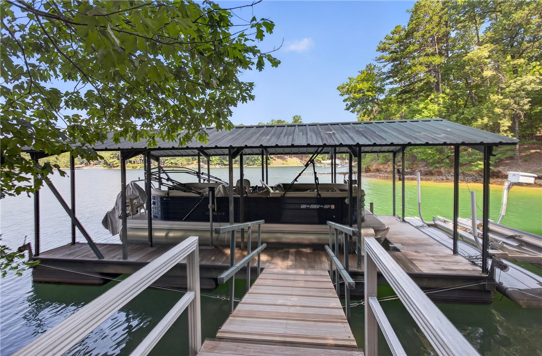 12 Lookout Lane Salem, SC 29676 - Photo 44 of 47 Pickwick 7500# capacity boat lift.