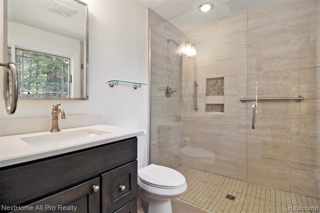7195 Curtis Road Northville, MI 48168 - Photo 10 of 70