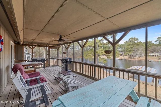 $325,000 | 188 Sleepy Creek Drive, Dudley, NC 28333