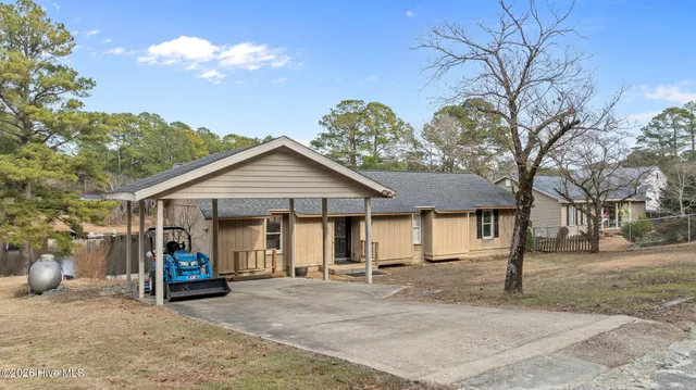 $325,000 | 188 Sleepy Creek Drive, Dudley, NC 28333