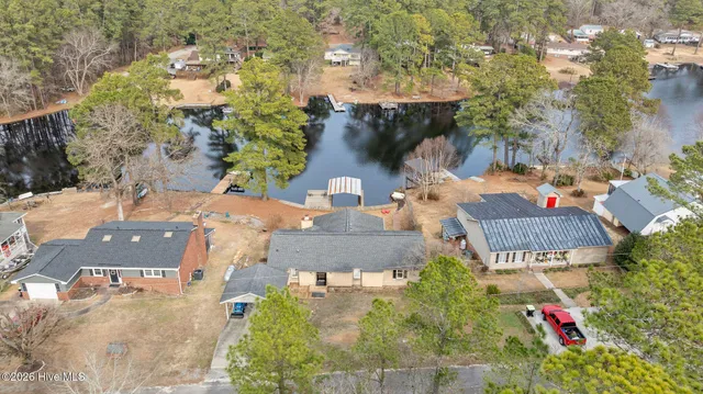 $325,000 | 188 Sleepy Creek Drive, Dudley, NC 28333