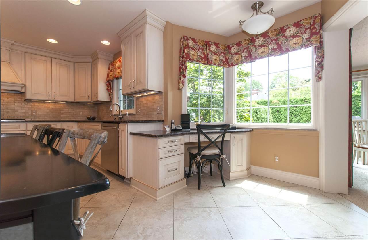 61 North Deeplands Road Grosse Pointe, MI 48236 - Photo 18 of 52 31292901-17.JPG