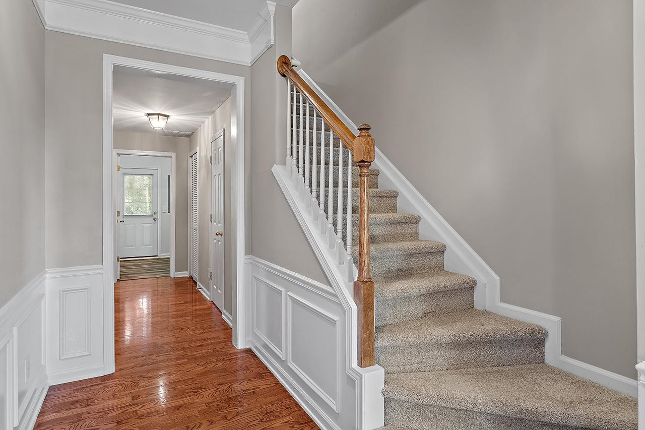 7001 Wheat Mill Place Raleigh, NC 27613 - Photo 2 of 32 Foyer