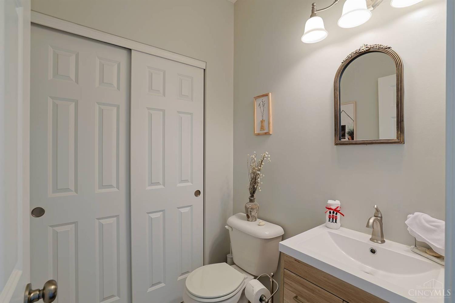 4193 South Gensen Loop Cincinnati, OH 45245 - Photo 16 of 24