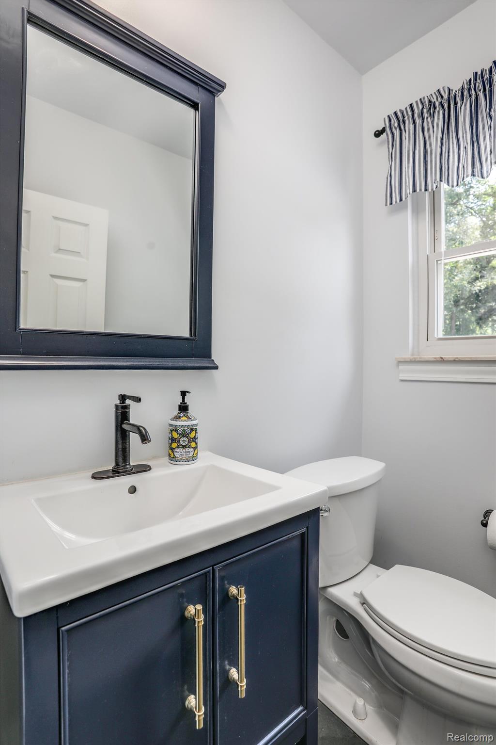 4044 Lincoln Road Bloomfield Hills, MI 48301 - Photo 26 of 61 Gallery Image 26