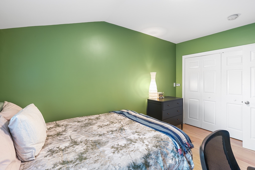 9 Lisbeth Street, Unit 9 Lexington, MA 02421 - Photo 14 of 17