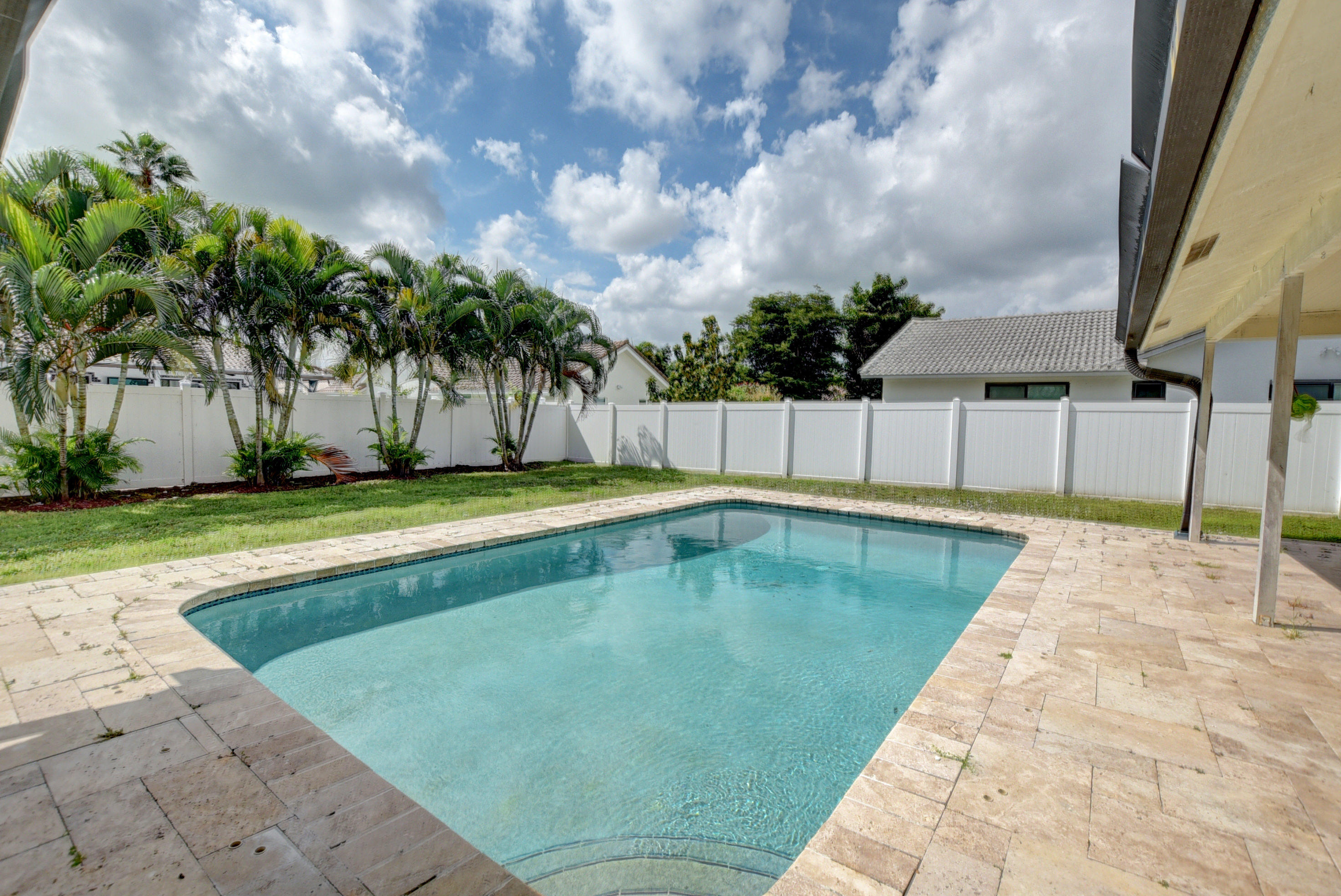 22433 Ensenada Way Boca Raton, FL 33433 - Photo 10 of 46 38_ebf_0266and4more