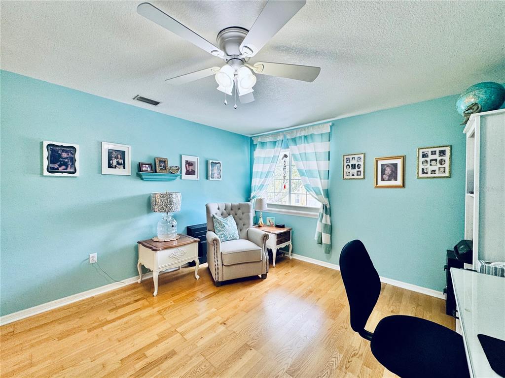 1116 Sunset Point Road, Unit 202 Clearwater, FL 33755 - Photo 24 of 31 a living room with furniture