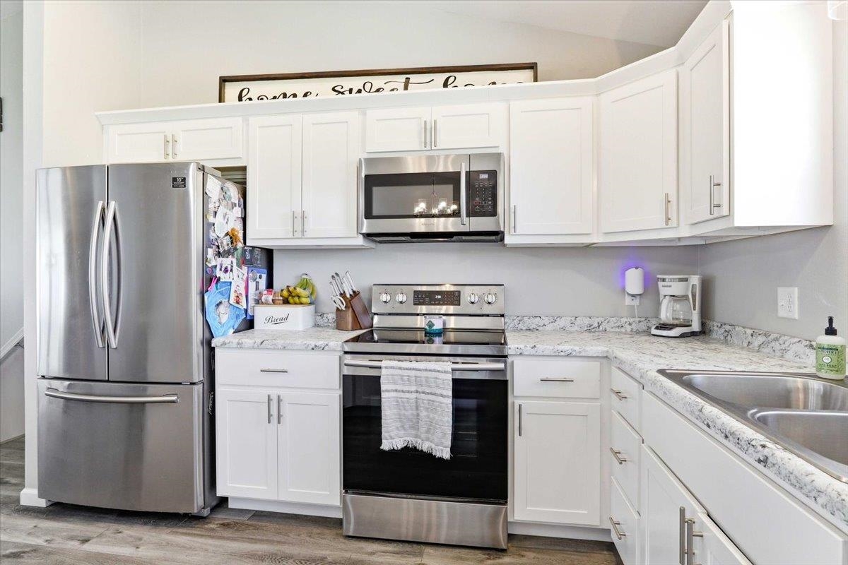1421 21st Street Baraboo, WI 53913 - Photo 13 of 84