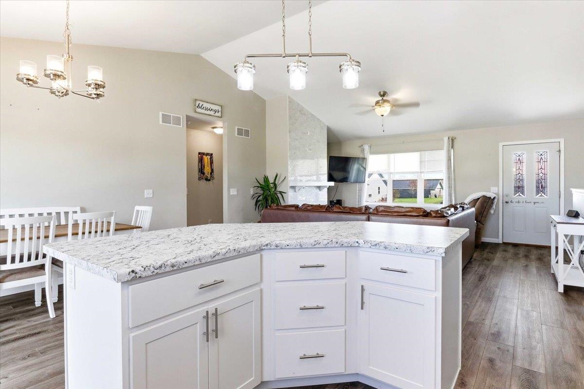 1421 21st Street Baraboo, WI 53913 - Photo 15 of 84