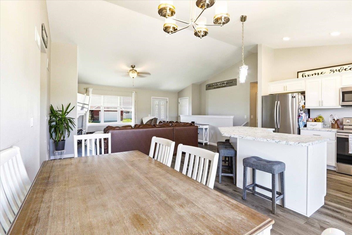 1421 21st Street Baraboo, WI 53913 - Photo 16 of 84