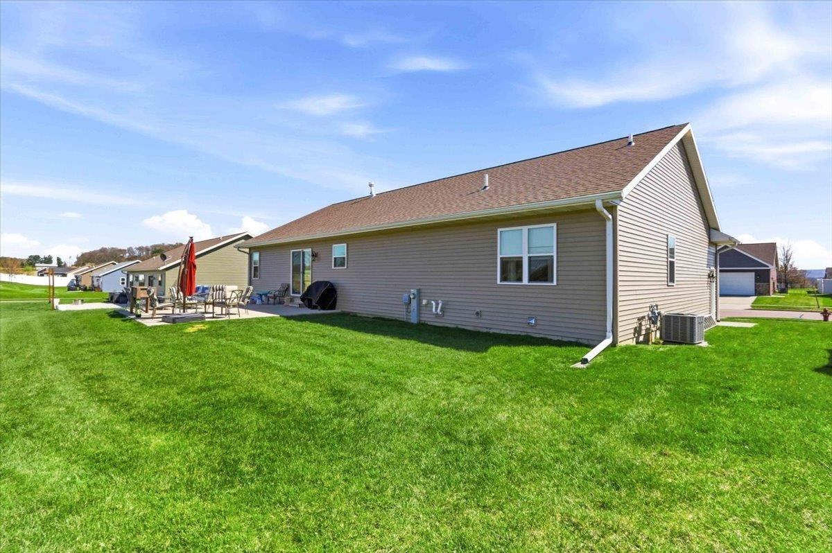 1421 21st Street Baraboo, WI 53913 - Photo 57 of 84