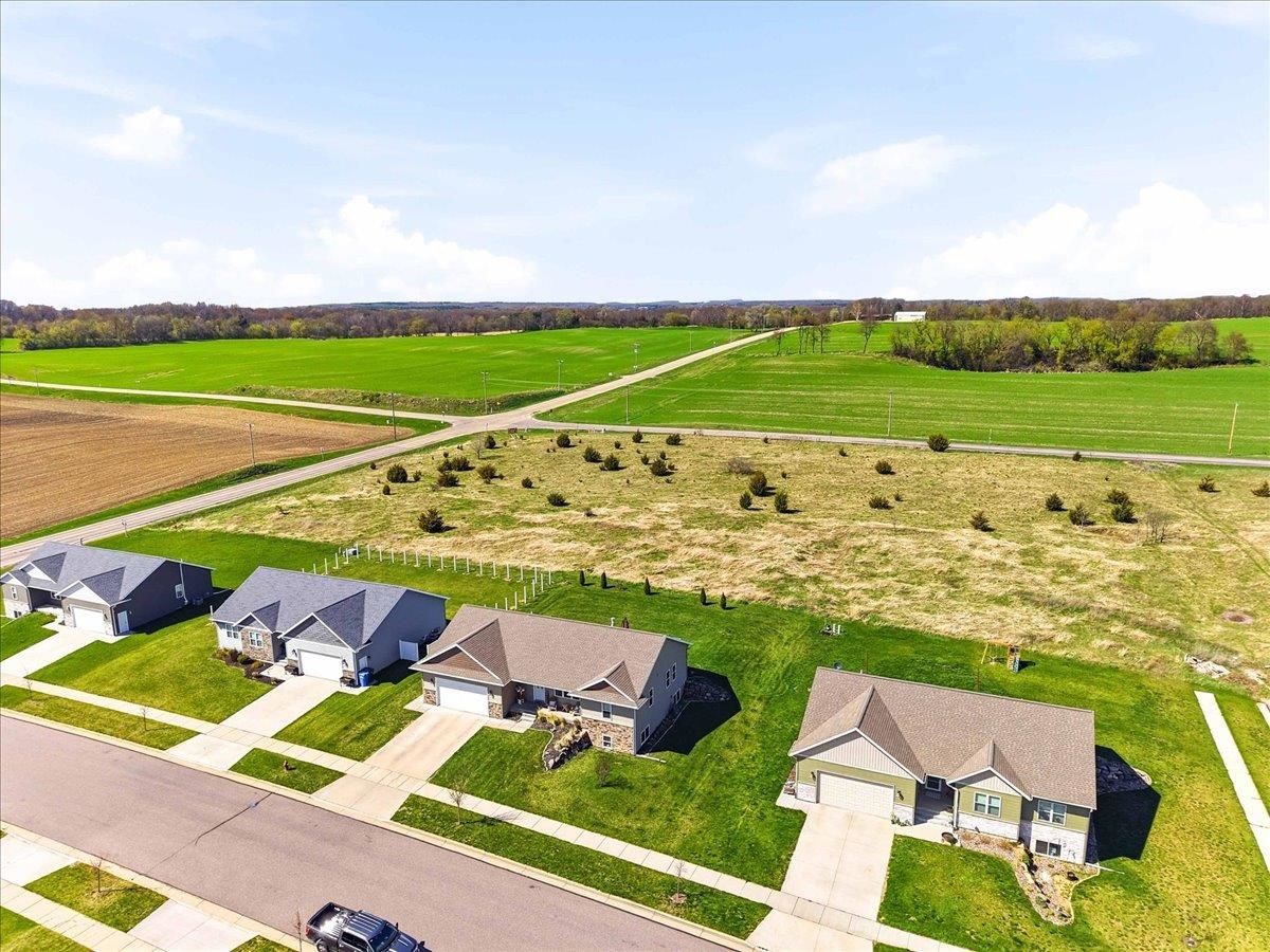 1421 21st Street Baraboo, WI 53913 - Photo 70 of 84