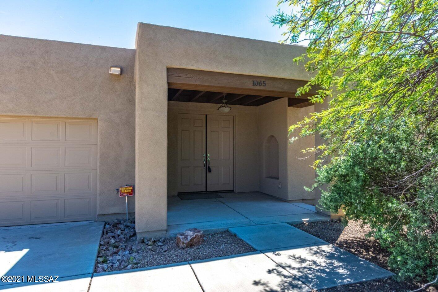 1065 West Panorama Road Tucson, AZ 85704 - Photo 2 of 38 Gallery Image 2