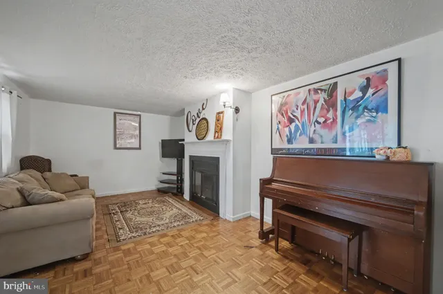 $395,000 | 1803 Beaver Creek Lane, Frederick, MD 21702