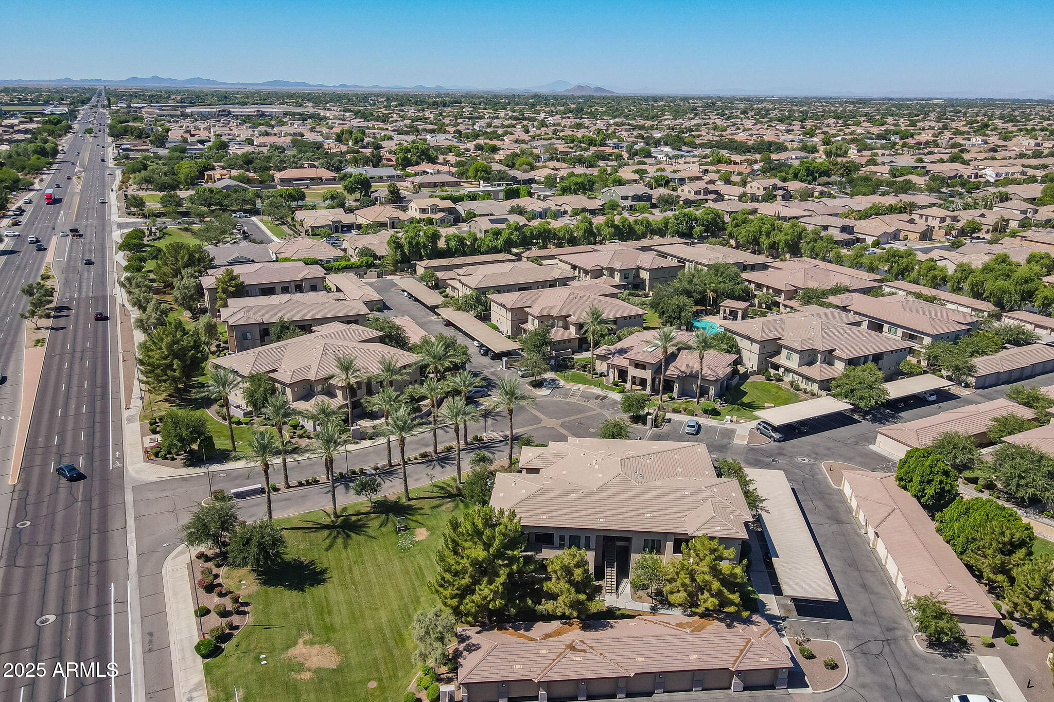 3330 South Gilbert Road, Unit 2066 Chandler, AZ 85286 - Photo 33 of 67 an aerial view of a house with a garden