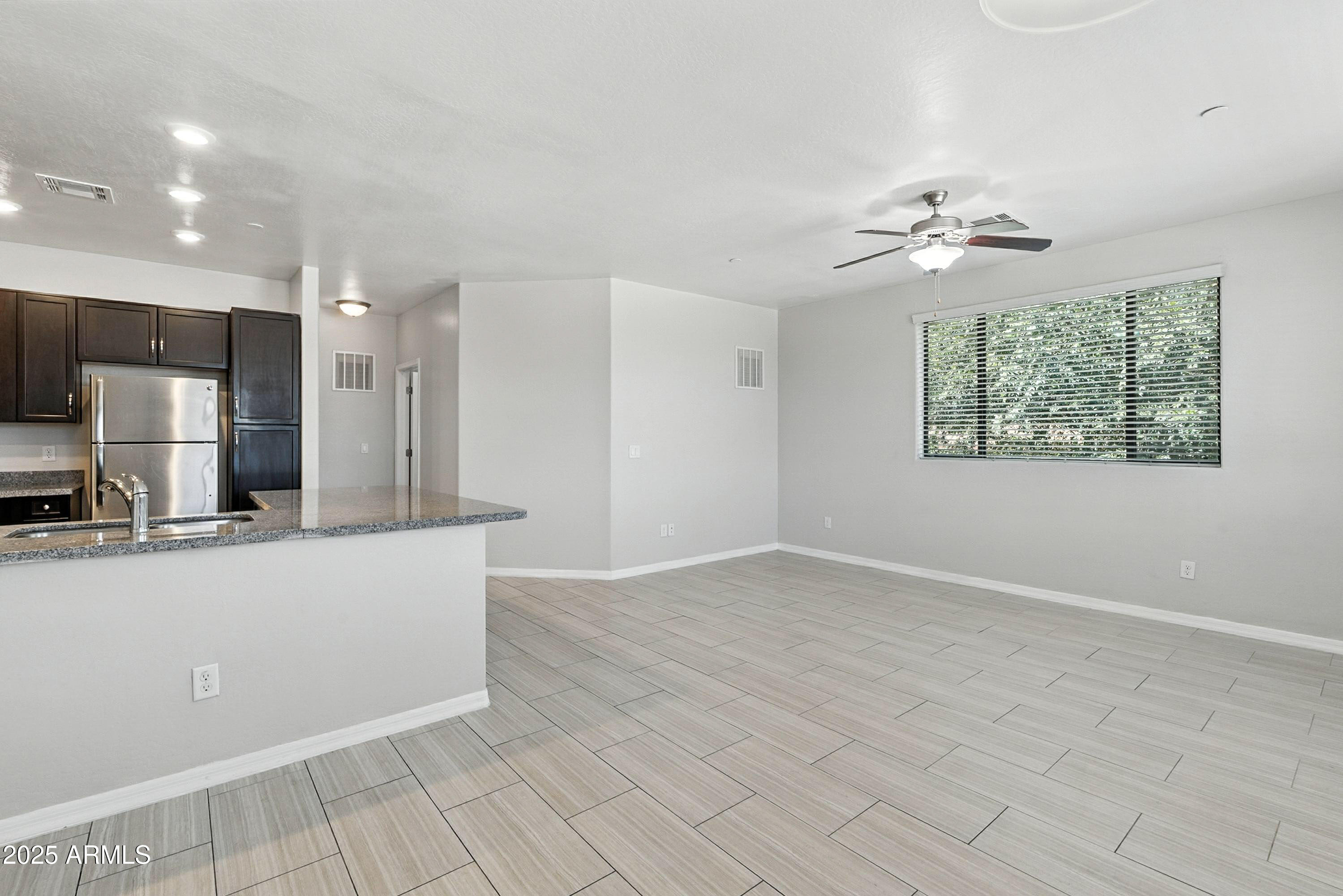 3330 South Gilbert Road, Unit 2066 Chandler, AZ 85286 - Photo 4 of 67 Gilbert-146