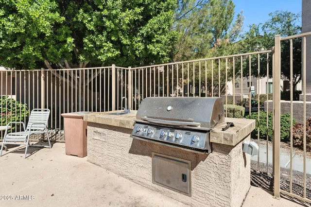 $435,000 | 3330 South Gilbert Road, Unit 2066, Chandler, AZ 85286